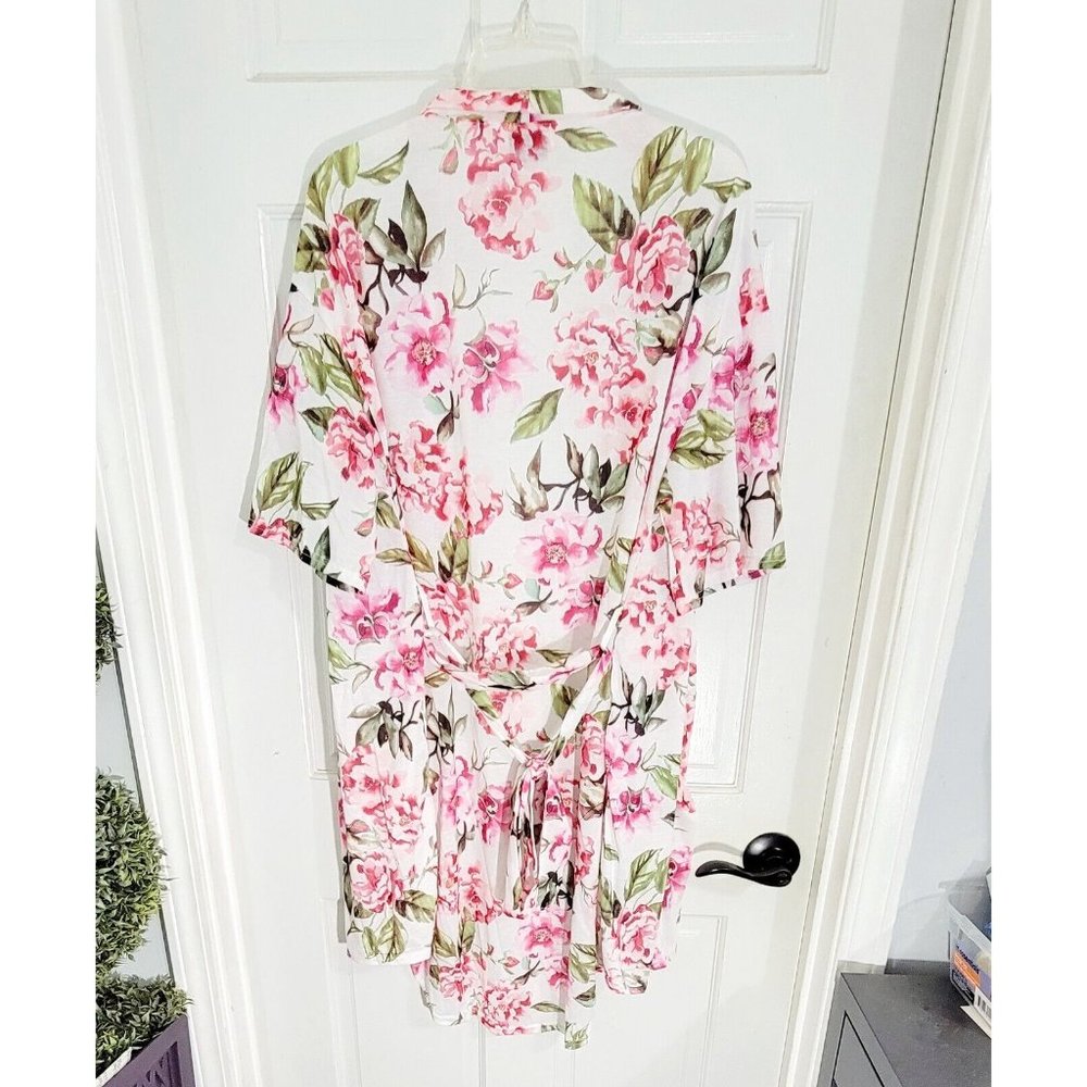 Show Me Your Mumu Womens White Floral Brie Robe Garden Of Blooms One Size - Picture 4 of 11